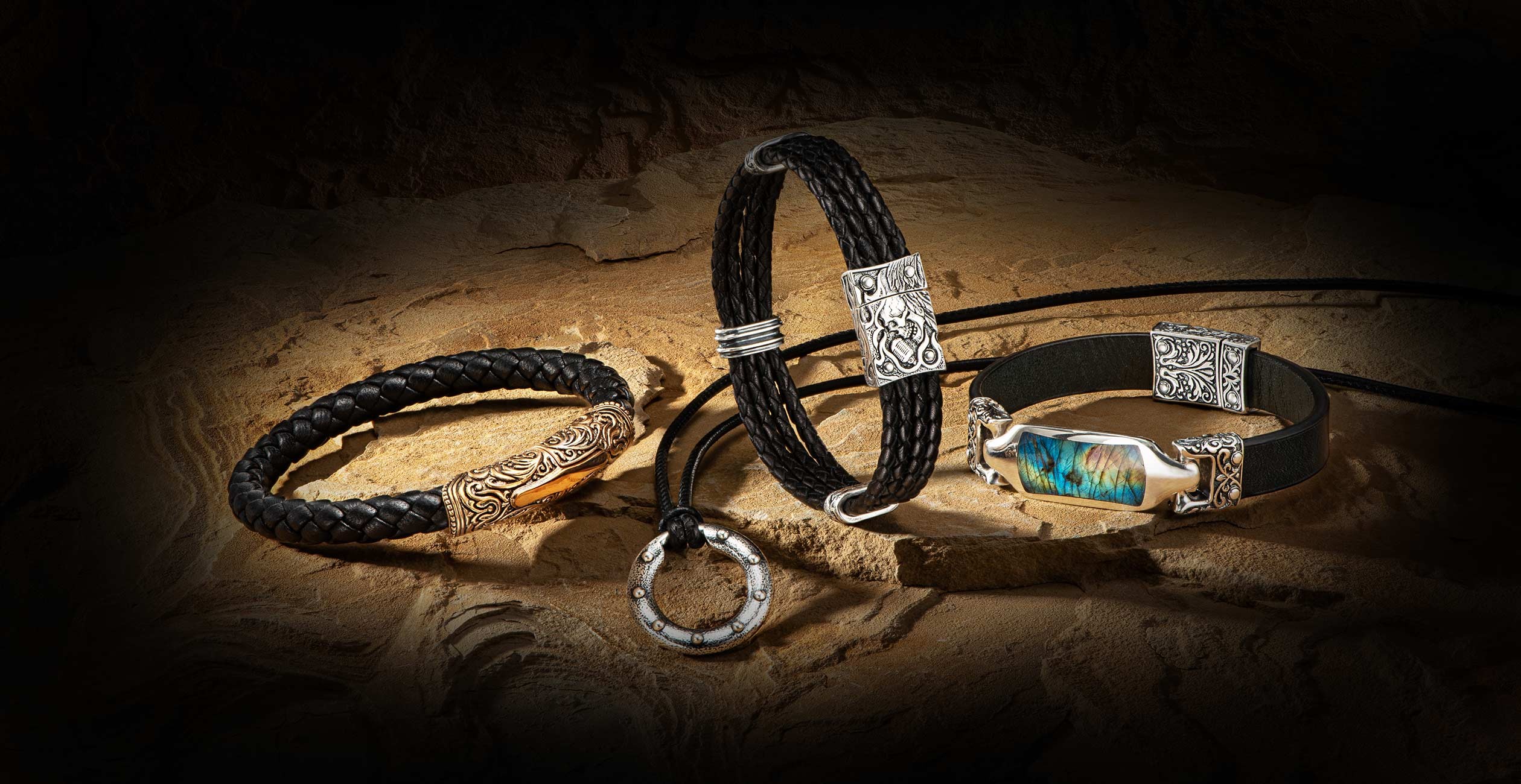 Découvrez les nouveau bijoux en cuir